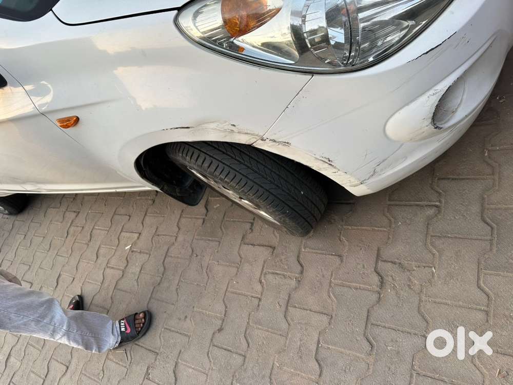 Hyundai I20 Asta Petrol 2011