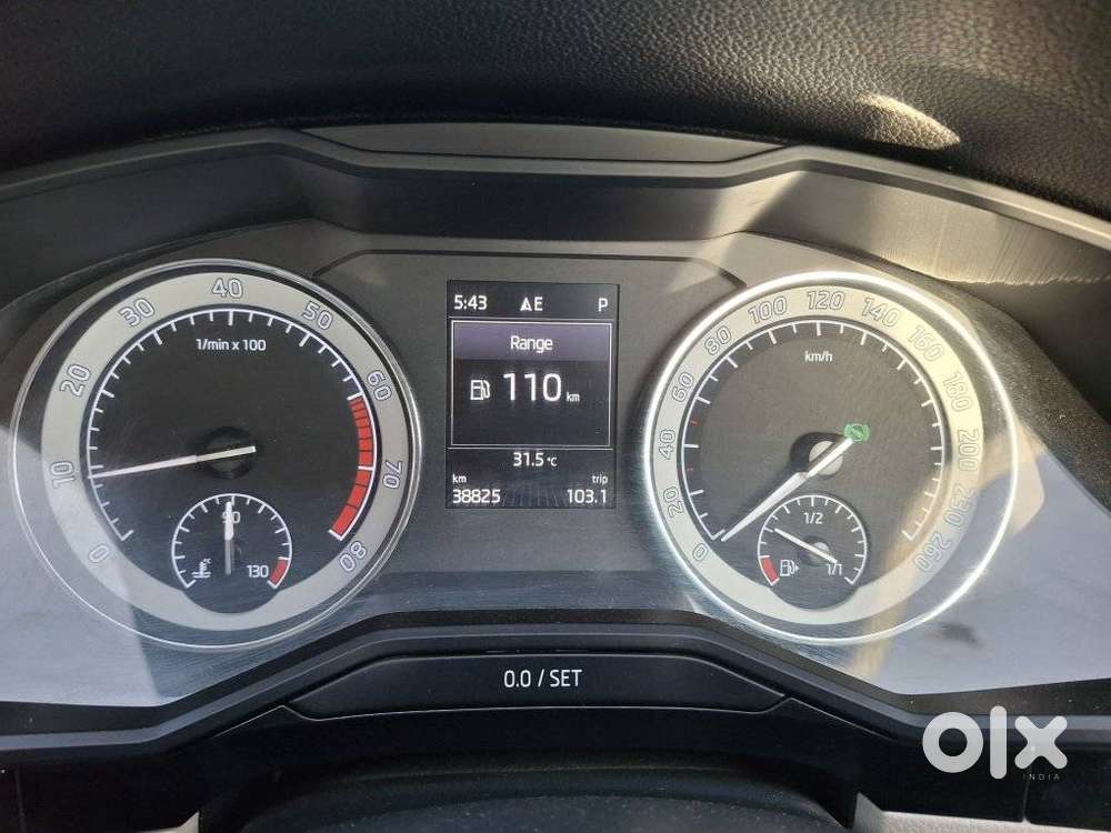 Skoda Superb Lk 1.8 Tsi At, 2016, Petrol