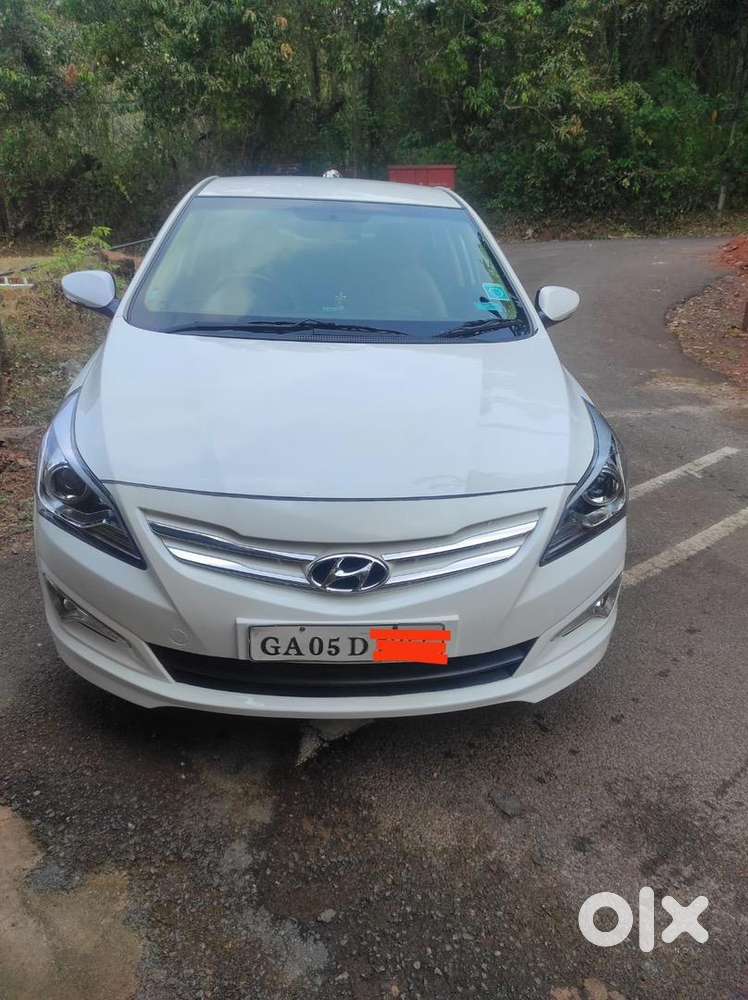 Hyundai Fluidic Verna 2015 Petrol 28000 Km Driven