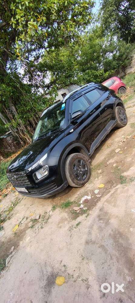 Hyundai Venue S Plus Mt 1.2 Kappa, 2023, Petrol