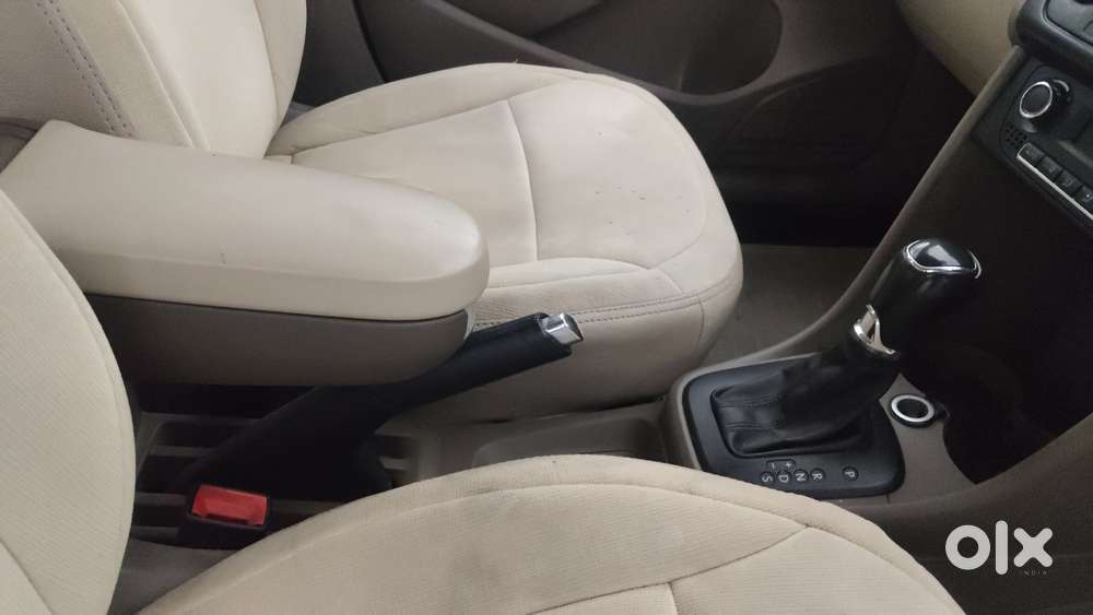 Skoda Rapid 1.6 Mpi At Elegance, 2014, Petrol