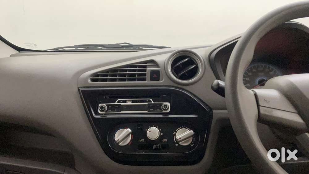 Datsun Redigo T Option, 2016, Petrol