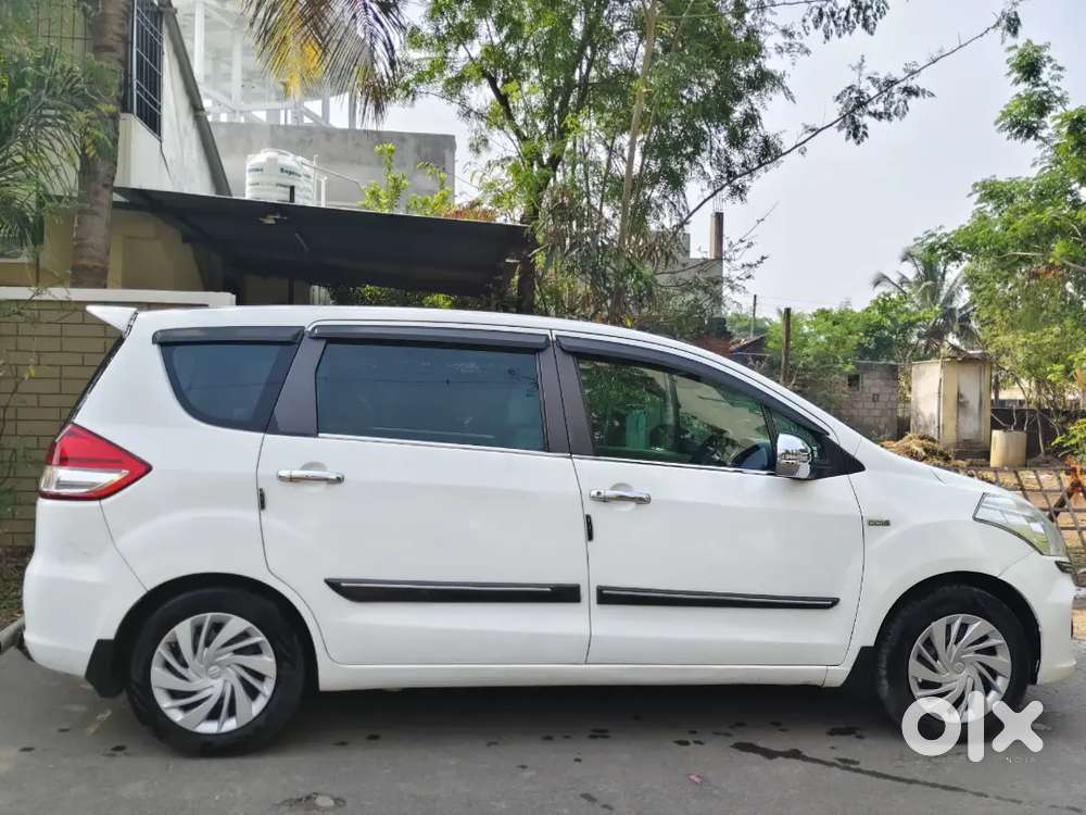 Maruti Suzuki Ertiga 2012 Zdi