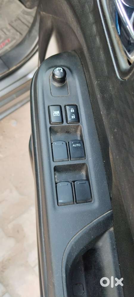 Maruti Suzuki Swift 2018 Vxi, 2025, Petrol
