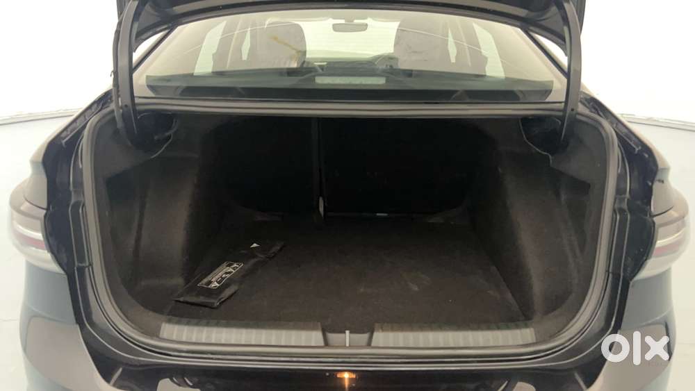 Volkswagen Virtus 1.0 Topline Tsi At, 2024, Petrol