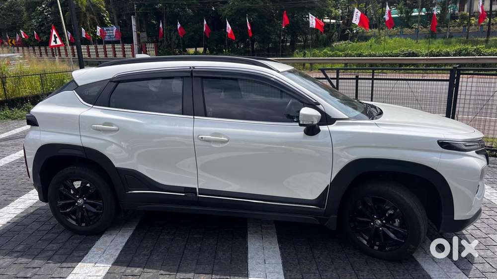 Toyota Urban Cruiser Taisor S Plus 1.2 Petrol Amt, 2024, Petrol