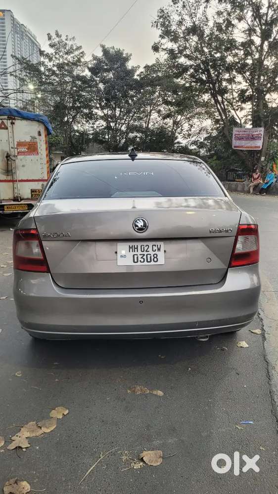 Skoda Rapid 2013 Petrol 76000 Km Driven