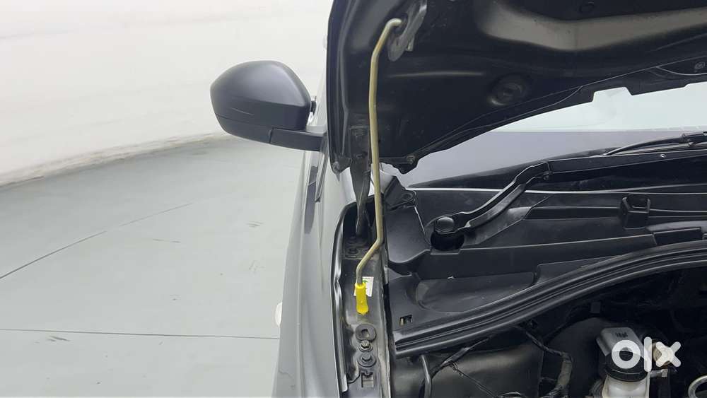 Tata Tigor Xe, 2022, Petrol