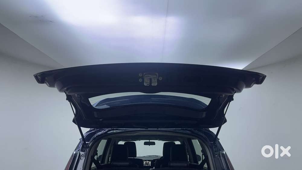 Maruti Suzuki Xl6 1.5 Alpha Plus At, 2022, Petrol