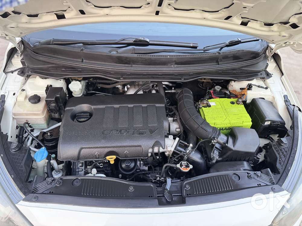 Hyundai I20 Asta 1.4 Crdi With Avn 6 Speed, 2014, Diesel