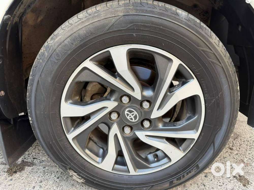 Toyota Innova Crysta [2020-ongoing] 2.4 Gx 7 Str, 2021, Diesel