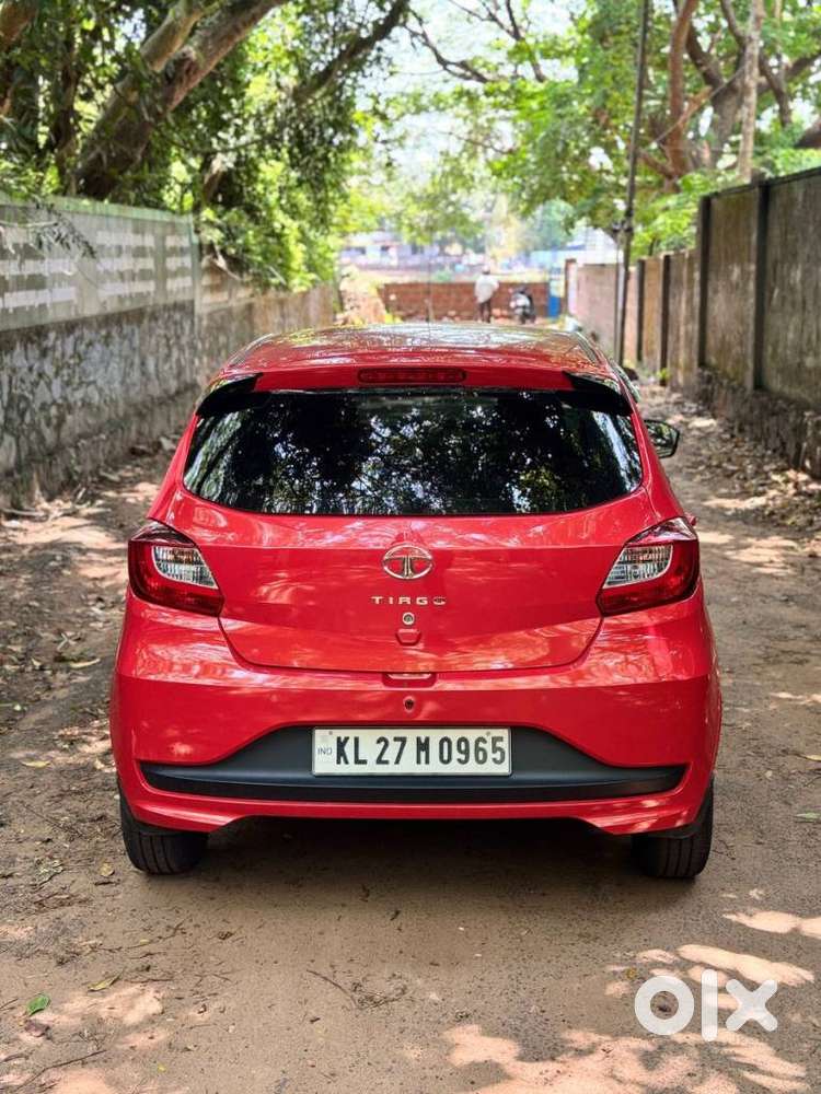 Tata Tiago 1.2 Revotron Xt (o), 2023, Petrol