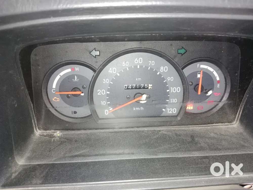 Maruti Suzuki Omni 8-seater 2010