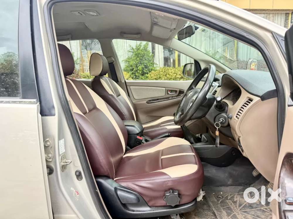 Toyota Innova 2.5 Gx 8 Str Bs-iii, 2015, Diesel