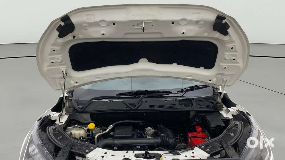Nissan Magnite 1.0 Xv Dual Tone, 2022, Petrol