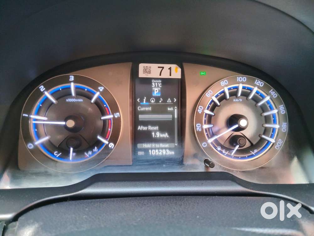 Toyota Innova Crysta 2.8z Automatic, 2016, Diesel