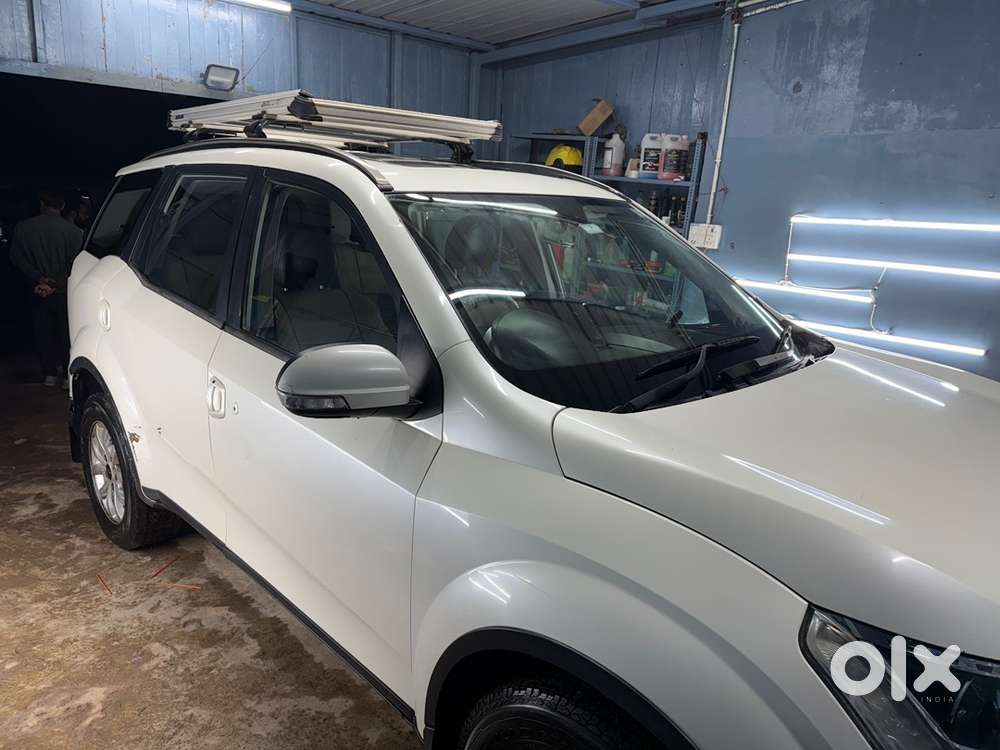 Mahindra Xuv500 2018 Diesel 125000 Km Driven