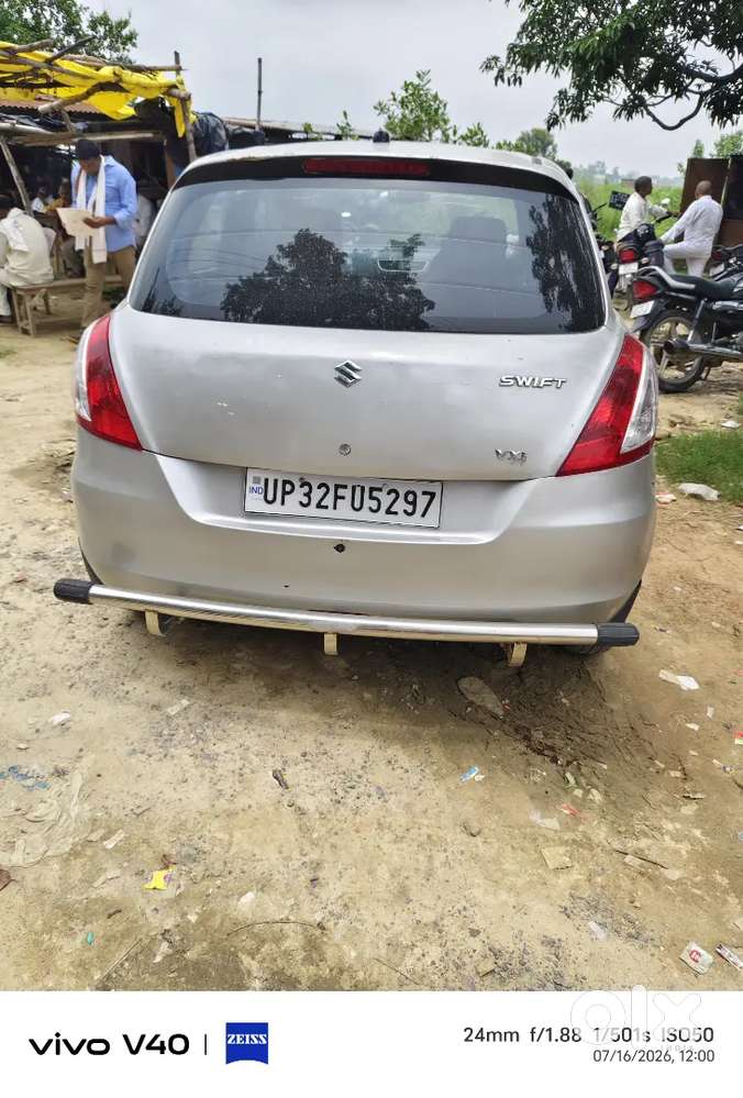 Maruti Swift Vxi 2014 Charo Tyar New Recently Service