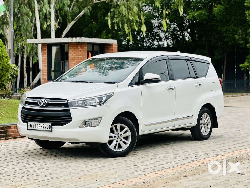 Toyota Innova 2.5 Gx 8 Str Bs-iii, 2017, Diesel