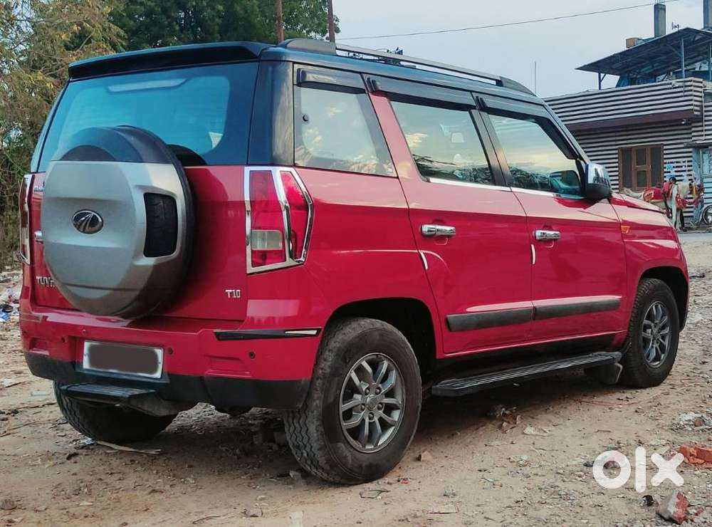Mahindra Tuv 300 T10, 2018, Diesel