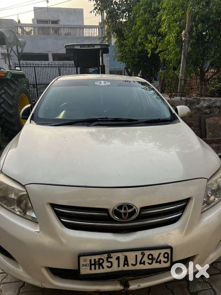 Toyota Corolla Altis 2010 Well Maintained