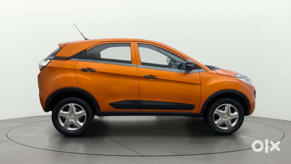 Tata Nexon 1.2 Revotron Xma, 2019, Petrol