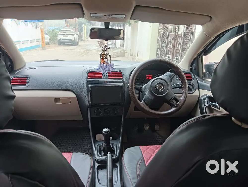 Volkswagen Polo 2012 Petrol 105000 Km Driven