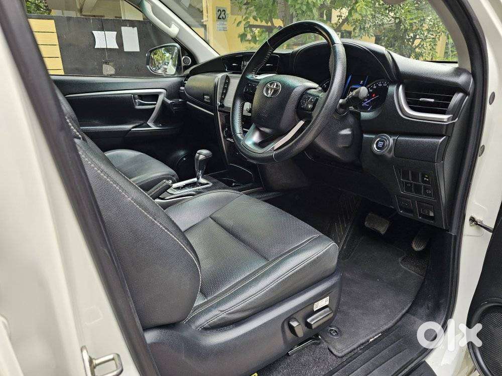 Toyota Fortuner 4x2 At 2.8 Diesel, 2022, Diesel