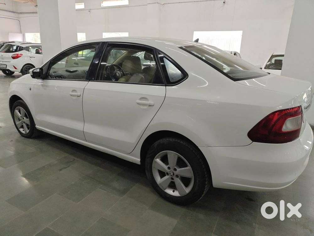 Skoda Rapid, 2015, Petrol