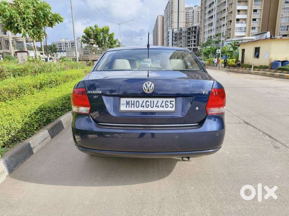Volkswagen Vento 1.2 Tsi Highline At, 2015, Petrol