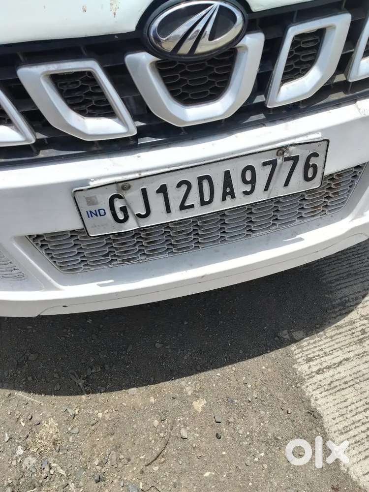 Mahindra Imperio 2017 Diesel 100000 Km Driven