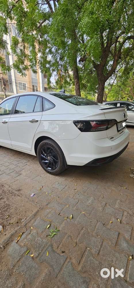 2025 Volkswagen Virtus Gt Line At  9,500 Km  Single Owner