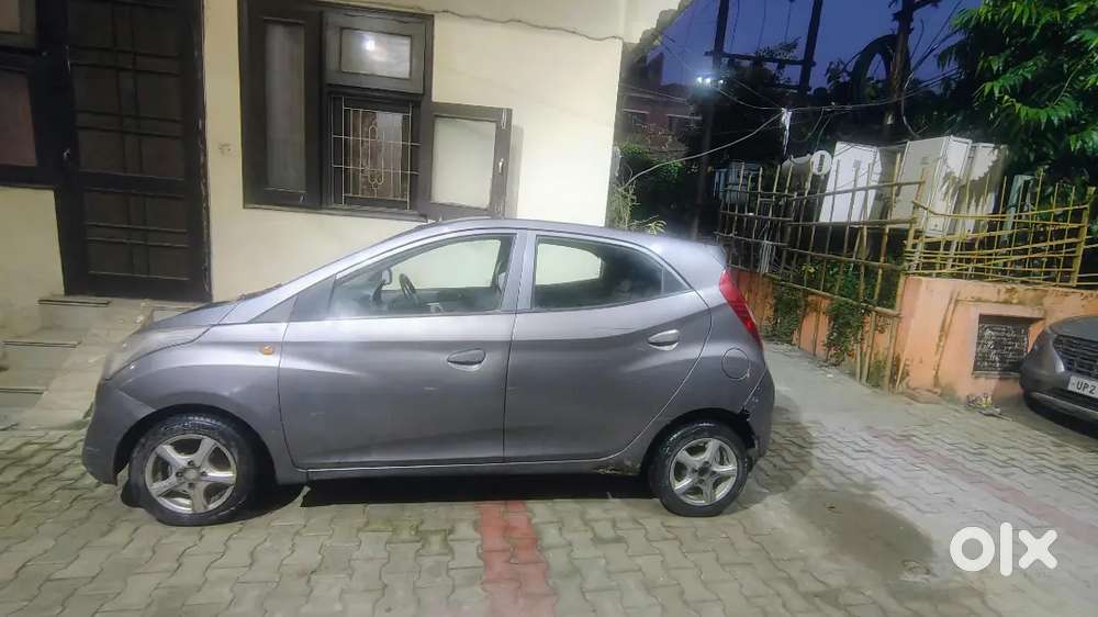 Hyundai Eon Magna Sports 2012