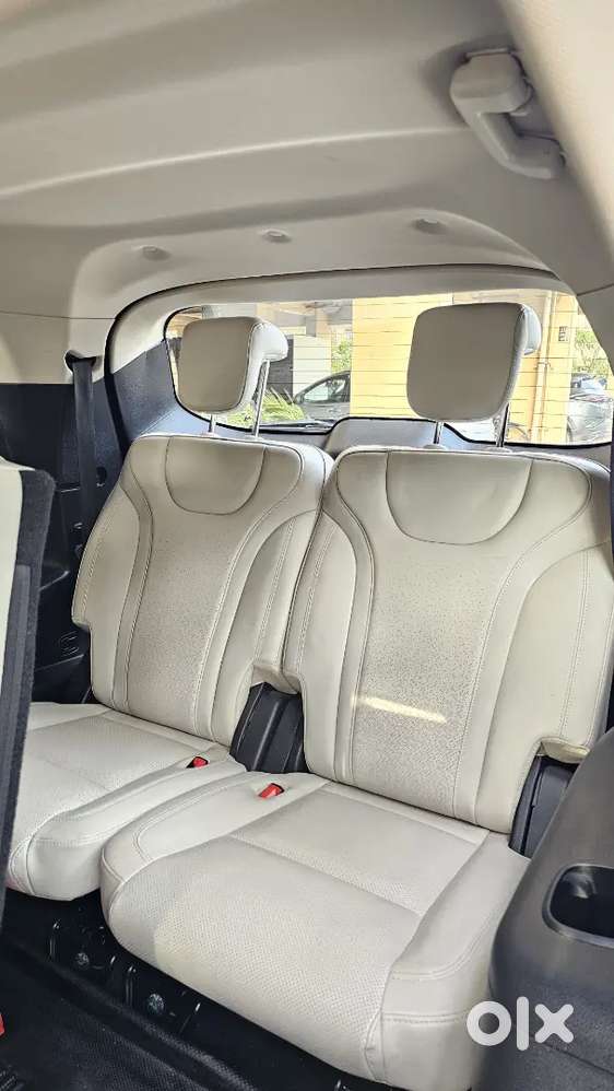 Mahindra Xuv700 Ax 7 Diesel Manual