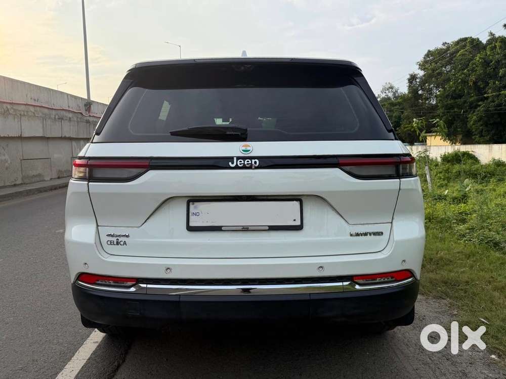 2023 Jeep Grand Cherokee Limited (o)