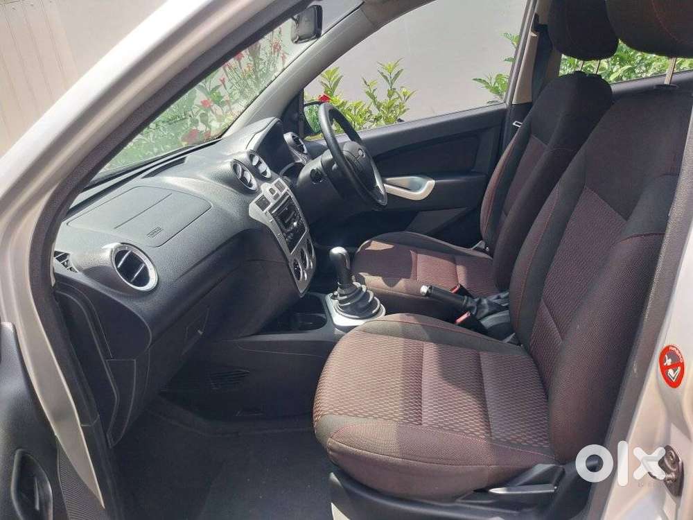 Ford Figo 1.2p Titanium Mt, 2011, Petrol