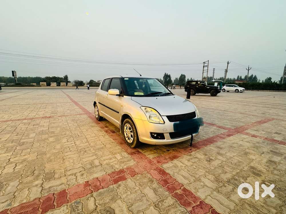 Swift Vxi Petrol 2011