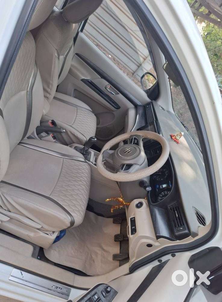 Maruti Suzuki Ertiga 1.5 Zxi Shvs, 2023, Petrol