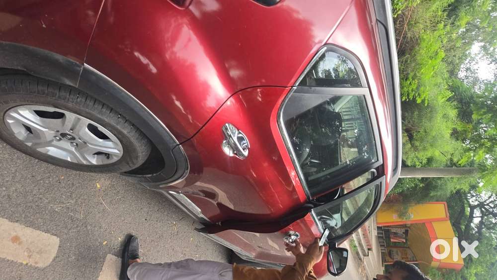 Kia Sonet Petrol 2020