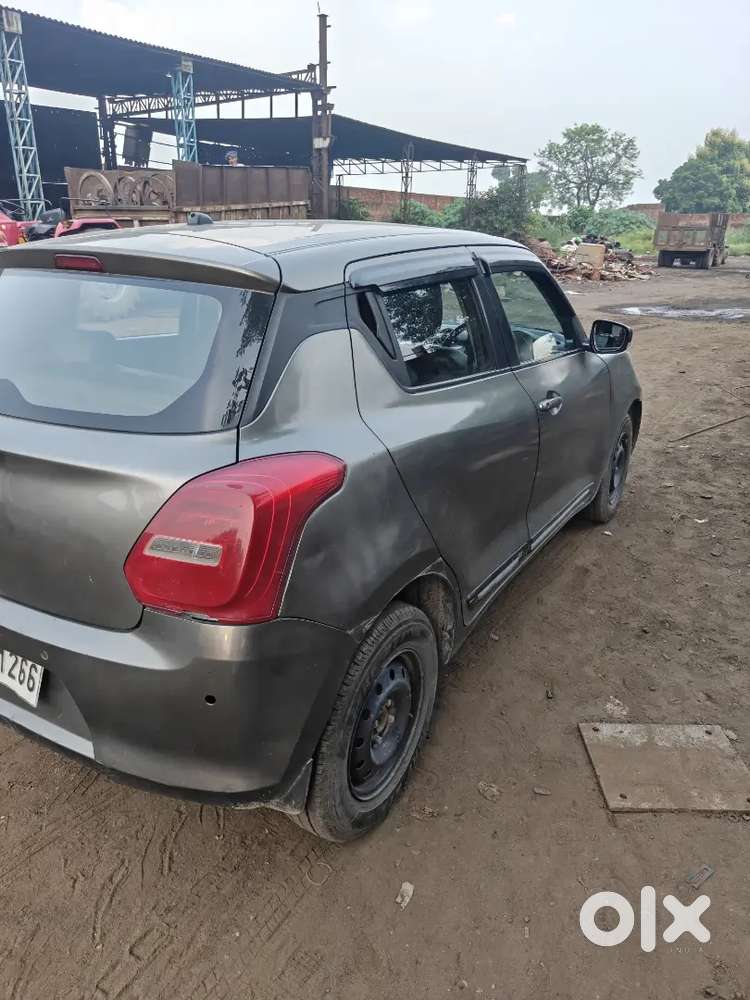 Maruti Suzuki Swift 2021