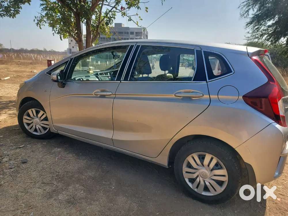 Honda Jazz 2015 Cng & Hybrids Well Maintained