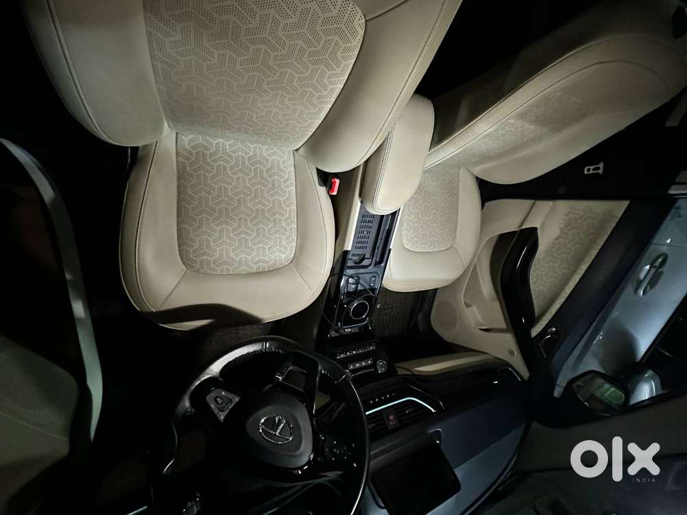Tata Nexon Ev Max Top Variant
