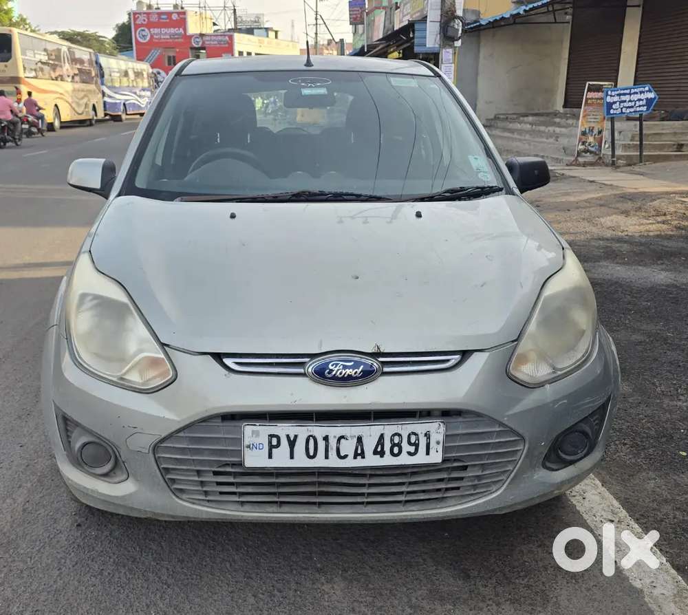 Ford Figo 1.5 Titanium 2014