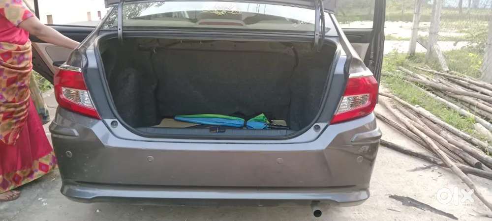 Brand - Honda 
Model - Amaze
Model  - 2021
Age - 5 Years
Type - Manual