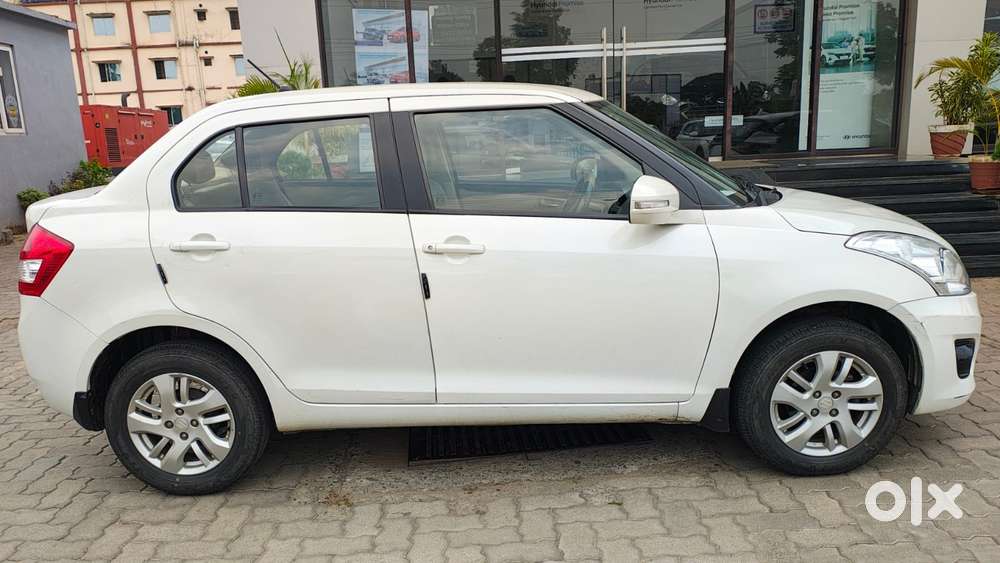 Maruti Suzuki Swift Dzire Zxi + Mt, 2014, Petrol