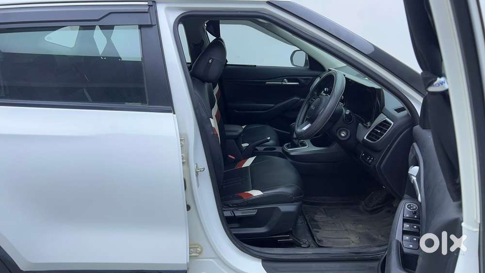 Kia Seltos Htk G, 2022, Petrol