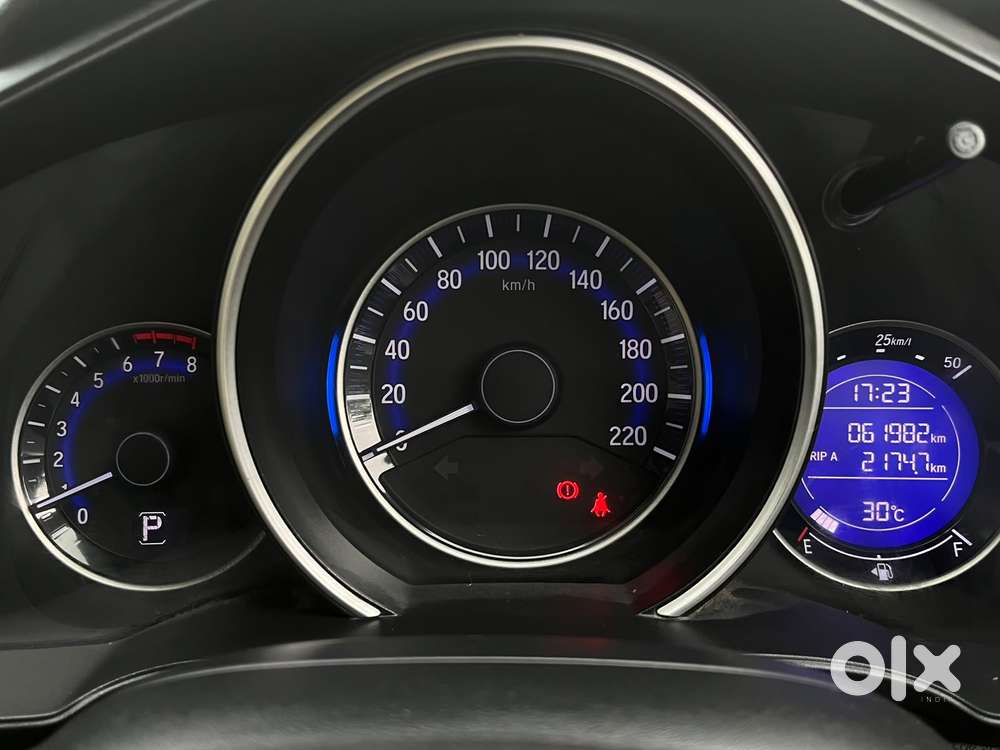 Honda Jazz V Automatic, 2016, Petrol