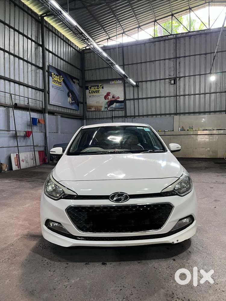 Hyundai I20 Petrol Spotz, 2015, Petrol