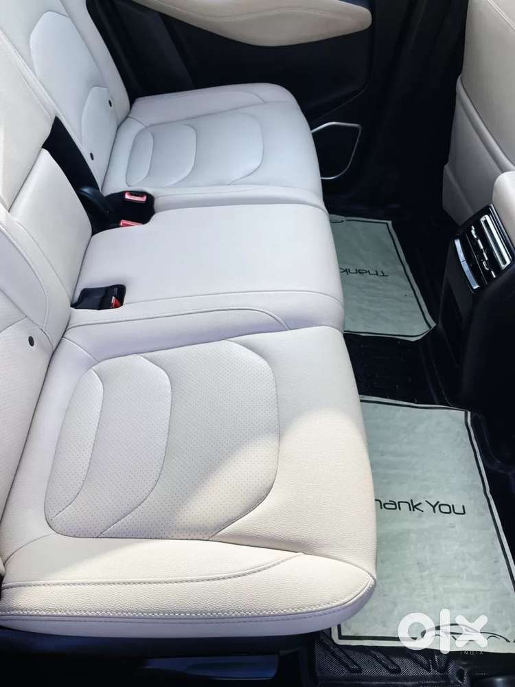 Mg Hector Plus Savvy Pro 1.5 Turbo Petrol Cvt 6 Str, 2023, Petrol