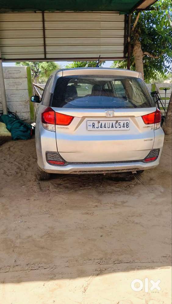Honda Mobilio 2015 Diesel 71000 Km Driven